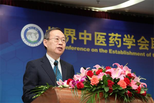 我校党委书记杨海涛教授致欢迎词